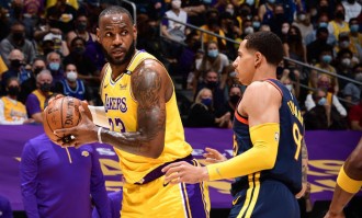 NBA雷霆加时赛绝杀掘金终结对手十二连胜